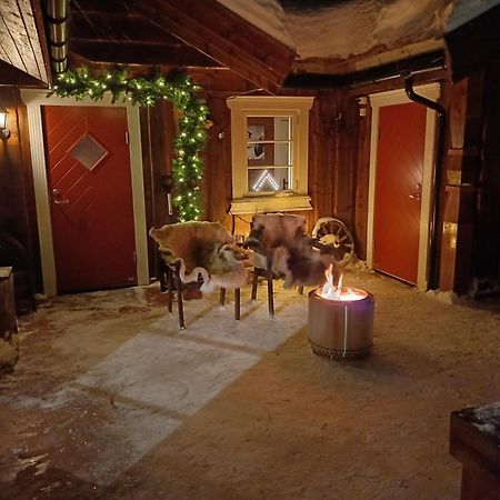 Malangen Lodge Mestervik Екстер'єр фото