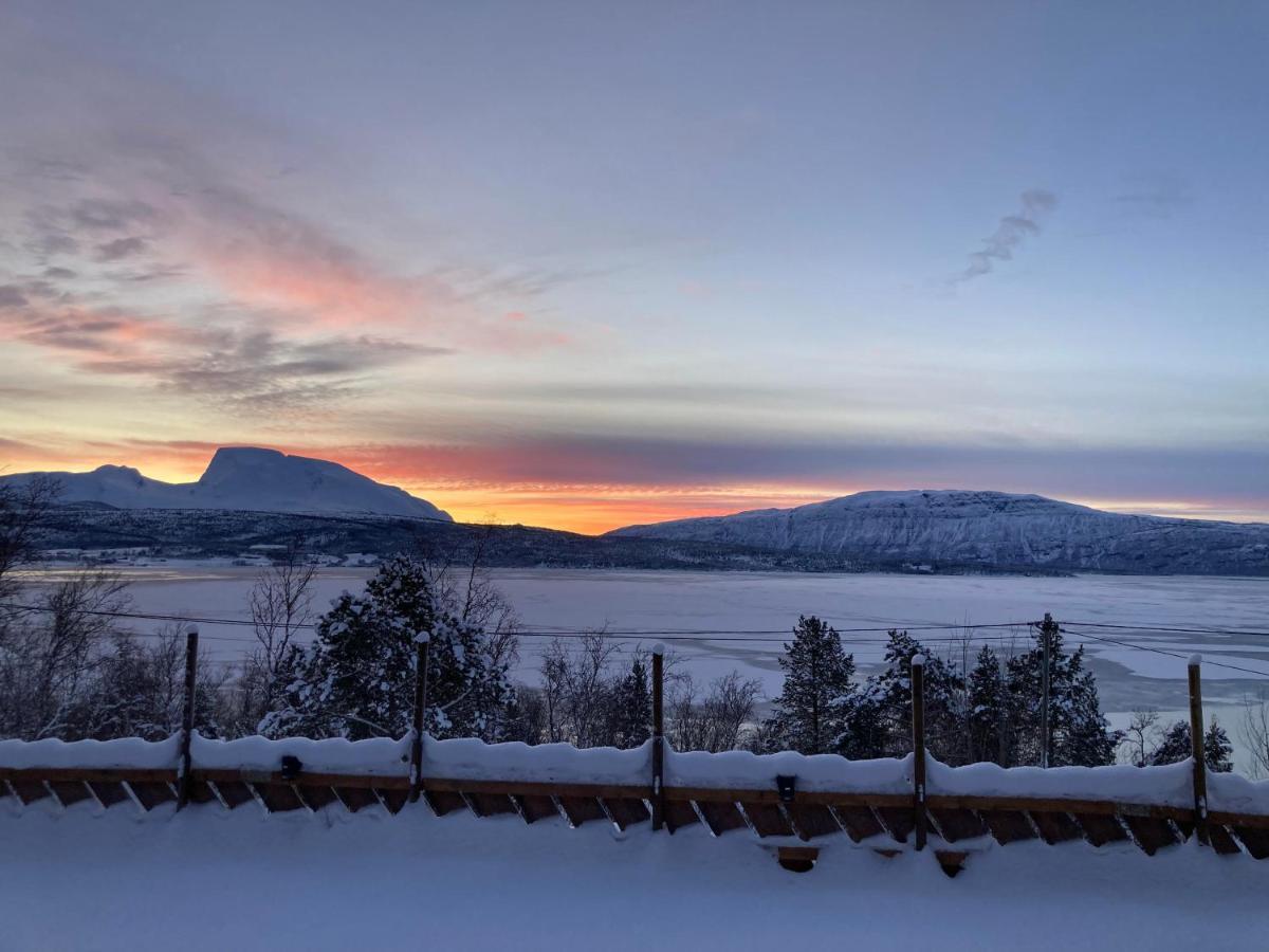 Malangen Lodge Mestervik Екстер'єр фото
