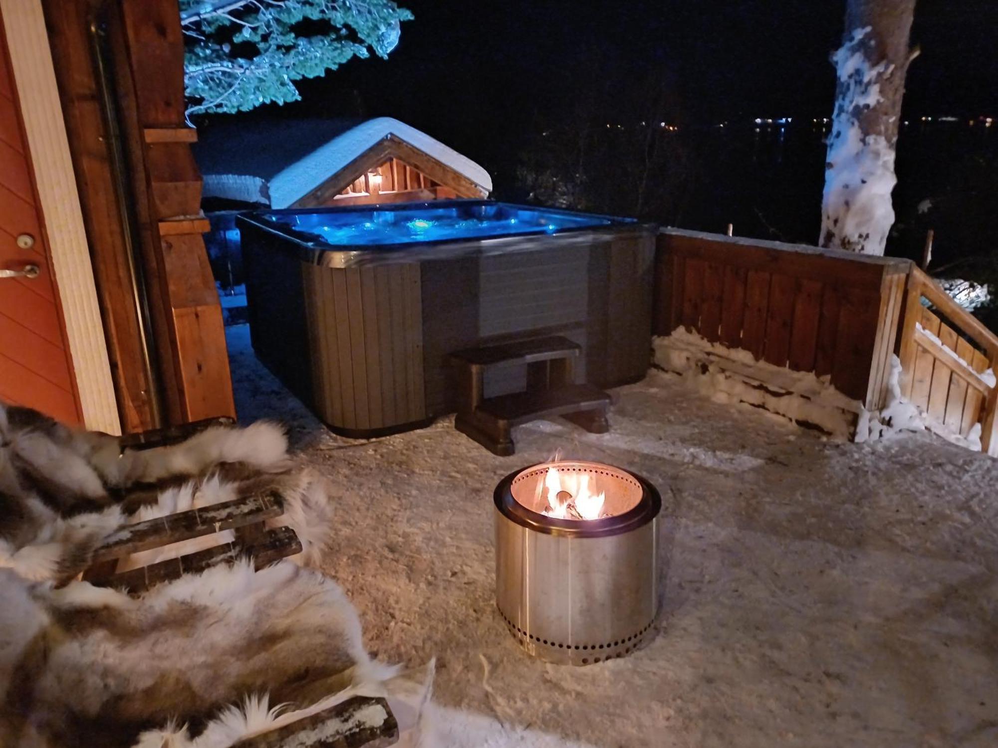 Malangen Lodge Mestervik Екстер'єр фото