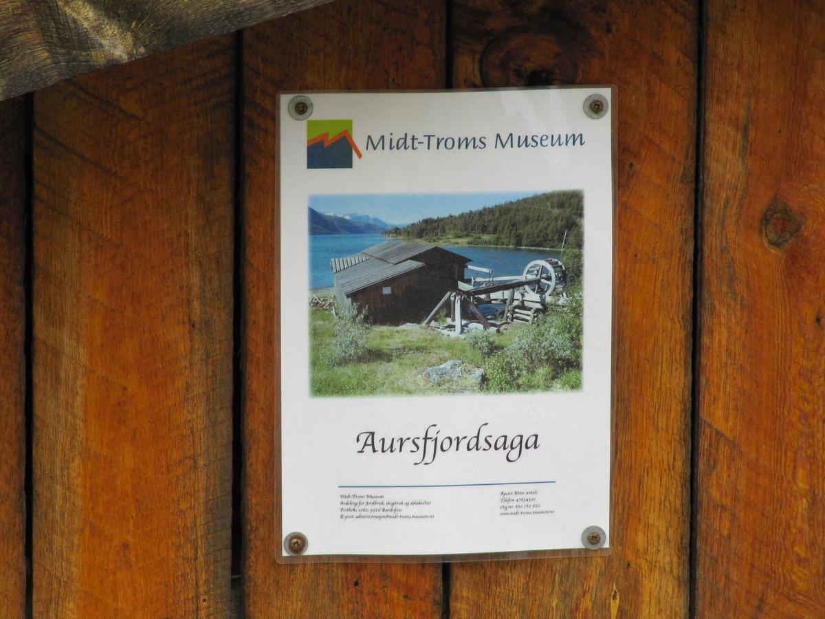 Malangen Lodge Mestervik Екстер'єр фото